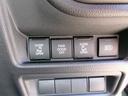 両側電動スライドドアを装備しています。狭い駐車場でも安全に開閉でき、さらに間口が広く乗り降りもし易いですよ。
