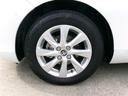 １５インチ純正アルミホイール。路面に近いホイール部分は特に目立ちますし、車のイメージも大きく変わりますよ！