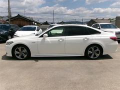 トヨタ認定中古車になります。まるごとクリーニングで見えない部分もまるごと洗浄しております。 2