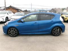 トヨタ認定中古車になります。まるごとクリーニングで見えない部分もまるごと洗浄しております。 2