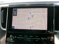 標準装備の地デジ対応ディスプレイオーディオ付きです。ナビゲーション機能を装備しています。 5