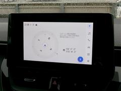 ＤＣＭ（専用通信機）を装備したコネクティッドナビです。なおＴ−Ｃｏｎｎｅｃｔ契約により、令和１０年３月まで無償でのご利用が可能です。詳しくは営業スタッフにお問い合わせください。 5