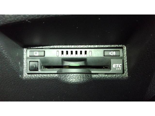 プリウス Sツーリングセレクション インテリキー 地デジ リアカメラ 1オーナー LEDヘッドライト セキュリティー クルコン オートエアコン デュアルエアバッグ ESC DVD ドライブレコーダー フルタイム4WD ETC車載器(18枚目)