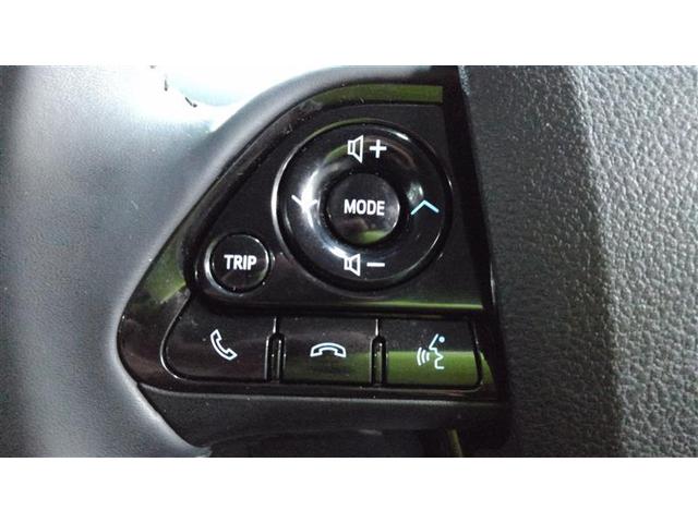 プリウス Sツーリングセレクション インテリキー 地デジ リアカメラ 1オーナー LEDヘッドライト セキュリティー クルコン オートエアコン デュアルエアバッグ ESC DVD ドライブレコーダー フルタイム4WD ETC車載器(20枚目)