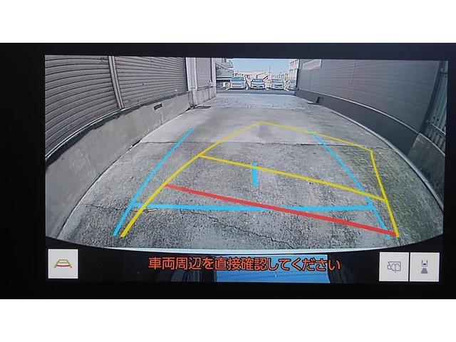 プリウス Ｇ　１オーナー　衝突被害軽減ブレーキ　アイドルストップ　ＬＥＤライト　フルセグＴＶ　ＡＣ１００Ｖ　クルーズコントロール　ＴＶ　キーフリー　スマキー　カーテンエアバック　エアコン　イモビライザー　ＥＳＣ（10枚目）