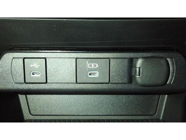 プリウス Ｇ　１オーナー　衝突被害軽減ブレーキ　アイドルストップ　ＬＥＤライト　フルセグＴＶ　ＡＣ１００Ｖ　クルーズコントロール　ＴＶ　キーフリー　スマキー　カーテンエアバック　エアコン　イモビライザー　ＥＳＣ（12枚目）