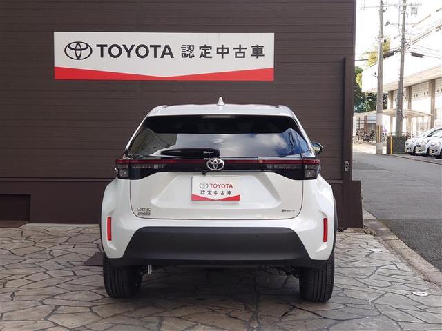 ヤリスクロス ハイブリッドＺ　クルーズＣ　横滑防止装置　リアカメラ　ワンオーナー車　フルセグ地デジ　ＬＥＤライト　メモリーナビゲーション　ナビ＆ＴＶ　盗難防止装置　電動シート　ドライブレコーダー　ＡＷ　キーレス　寒冷地仕様　ＡＢＳ（6枚目）