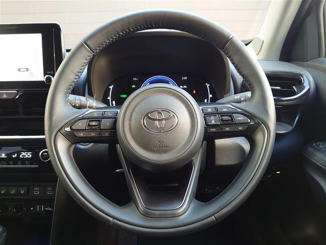 ヤリスクロス ハイブリッドＺ　クルーズＣ　横滑防止装置　リアカメラ　ワンオーナー車　フルセグ地デジ　ＬＥＤライト　メモリーナビゲーション　ナビ＆ＴＶ　盗難防止装置　電動シート　ドライブレコーダー　ＡＷ　キーレス　寒冷地仕様　ＡＢＳ（22枚目）