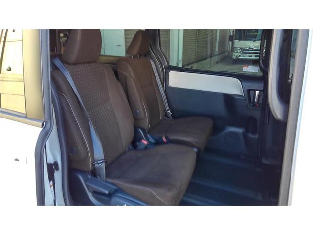 ノア ハイブリッドＧ　Ｒカメラ　スマートキー＆プッシュスタート　ＬＥＤへッドライト　地デジ　イモビライザー　Ｗエアコン　パワーウインドウ　アルミ　クルコン　エアバッグ　横滑り防止　ＤＶＤ再生機能　フルフラット　パワステ（28枚目）