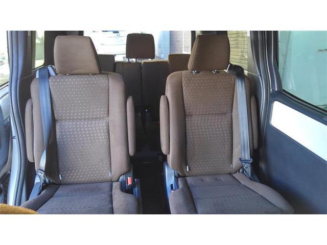 ノア ハイブリッドＧ　Ｒカメラ　スマートキー＆プッシュスタート　ＬＥＤへッドライト　地デジ　イモビライザー　Ｗエアコン　パワーウインドウ　アルミ　クルコン　エアバッグ　横滑り防止　ＤＶＤ再生機能　フルフラット　パワステ（29枚目）