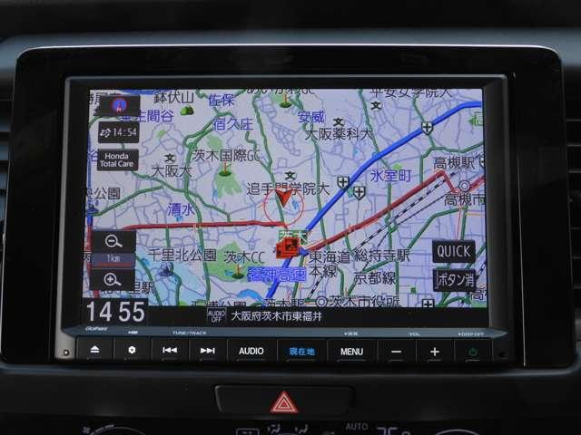 ホーム 弊社元試乗車 純正8インチメモリーナビ フルセグTV Bluetooth機能 リヤカメラ ETC ホンダコネクト LEDヘッドライト ホンダセンシング(3枚目)