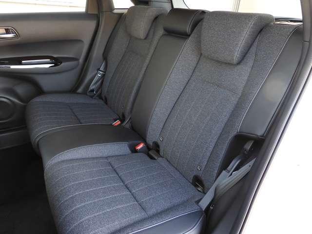 ホーム 弊社元試乗車 純正8インチメモリーナビ フルセグTV Bluetooth機能 リヤカメラ ETC ホンダコネクト LEDヘッドライト ホンダセンシング(13枚目)