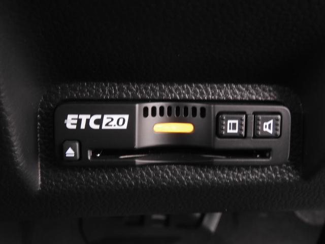 ヴェゼル ｅ：ＨＥＶＺ　弊社元デモカー　純正９インチナビ　ＥＴＣ　全周囲カメラ　純正前後ドラレコ　シートヒーター　パワーテールゲート　障害物センサー　ＬＥＤヘッドライト　衝突被害軽減ブレーキ　ホンダセンシング（5枚目）