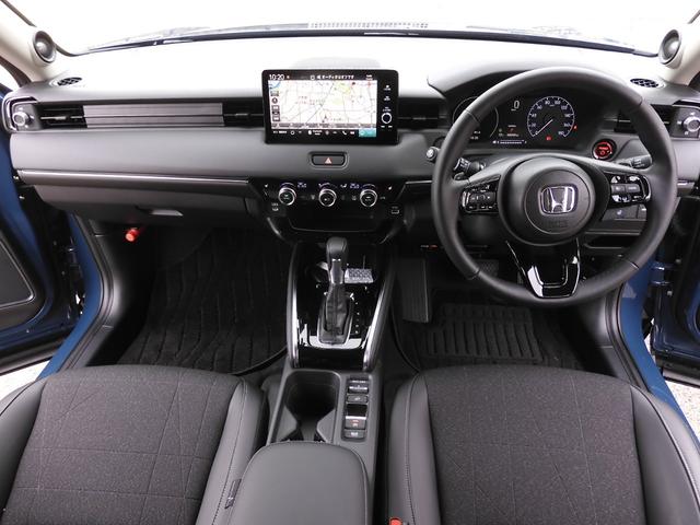 ヴェゼル ｅ：ＨＥＶＺ　弊社元デモカー　純正９インチナビ　ＥＴＣ　全周囲カメラ　純正前後ドラレコ　シートヒーター　パワーテールゲート　障害物センサー　ＬＥＤヘッドライト　衝突被害軽減ブレーキ　ホンダセンシング（7枚目）