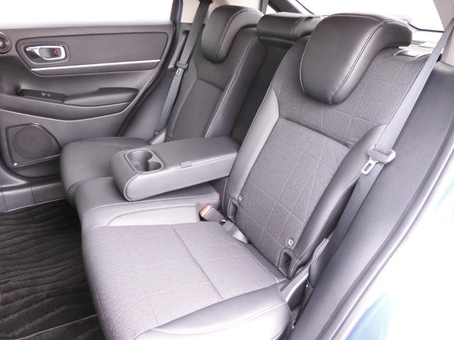 ヴェゼル ｅ：ＨＥＶＺ　弊社元デモカー　純正９インチナビ　ＥＴＣ　全周囲カメラ　純正前後ドラレコ　シートヒーター　パワーテールゲート　障害物センサー　ＬＥＤヘッドライト　衝突被害軽減ブレーキ　ホンダセンシング（9枚目）
