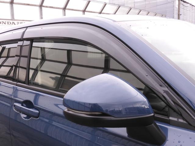 ヴェゼル ｅ：ＨＥＶＺ　弊社元デモカー　純正９インチナビ　ＥＴＣ　全周囲カメラ　純正前後ドラレコ　シートヒーター　パワーテールゲート　障害物センサー　ＬＥＤヘッドライト　衝突被害軽減ブレーキ　ホンダセンシング（30枚目）