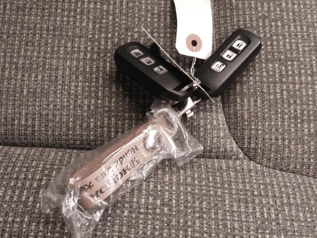 Ｎ－ＢＯＸ Ｇ・Ｌホンダセンシング　ワンオーナー　純正メモリーナビ　ＥＴＣ　リヤカメラ　片側電動スライドドア　シートヒーター　Ｂｌｕｅｔｏｏｔｈ　ＬＥＤヘッドライト　衝突被害軽減ブレーキ　ホンダセンシング　ホンダ認定中古車（5枚目）