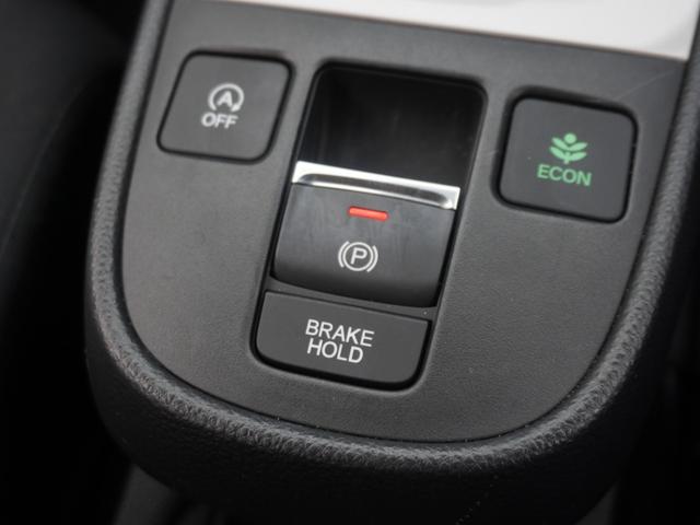 フィット ベーシック　ワンオーナー　純正メモリーナビ　ＥＴＣ　リヤカメラ　社外前後ドラレコ　障害物センサー　Ｂｌｕｅｔｏｏｔｈ　ＬＥＤヘッドライト　衝突被害軽減ブレーキ　いまコレ＋（フロアマット新品）　ホンダセンシング（59枚目）