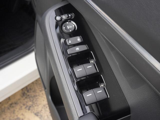 ヴェゼル ｅ：ＨＥＶＺ　ワンオーナー　純正９インチナビ　ＥＴＣ　リヤカメラ　前後ドラレコ　シートヒーター　障害物センサー　両側パワースライドドア　ＬＥＤヘッドライト　衝突被害軽減ブレーキ　ホンダセンシング　ホンダ認定中古車（45枚目）