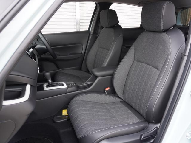 フィット ｅ：ＨＥＶホーム　弊社元デモカー　純正９インチナビ　ＥＴＣ　アダプティブクルーズコントロール　純正フロントドラレコ　全周囲カメラ　障害物センサー　ＬＥＤヘッドライト　衝突被害軽減ブレーキ　ホンダセンシング（8枚目）