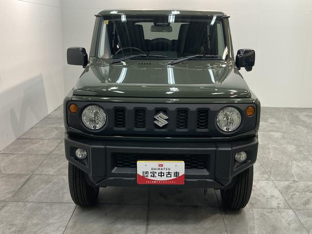 ジムニー ＸＬ　４ＷＤ　ターボ　前席シートヒーター　届出済未使用車　衝突被害軽減ブレーキ　４ＷＤ　トランスファーレバー　ターボ　前席シートヒーター　オートライト　オートエアコン　マニュアルレベリング　電動格納式ドアミラー　チルトステアリング　スマートキー　エコアイドル（21枚目）