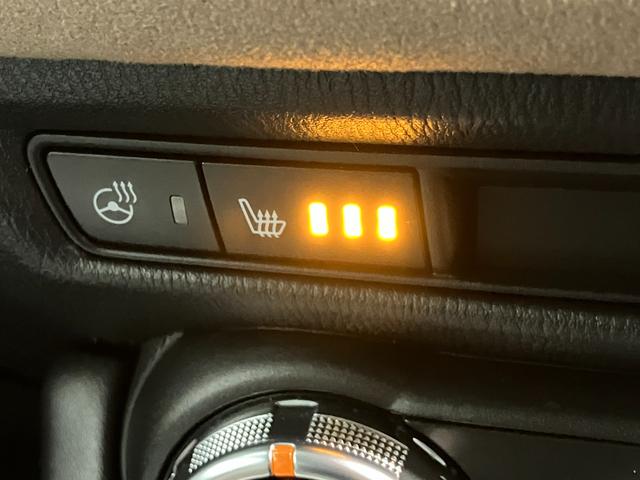 �i���ւ̂������I�t���A�}�b�g��V�[�g�Ȃǎԓ����L���C�ɐ��|���A�j�I�C�≘��Ȃǂ�O��I�ɃN���[�j���O���Ă�����Ă���܂��B�����̓s�J�s�J�ł���