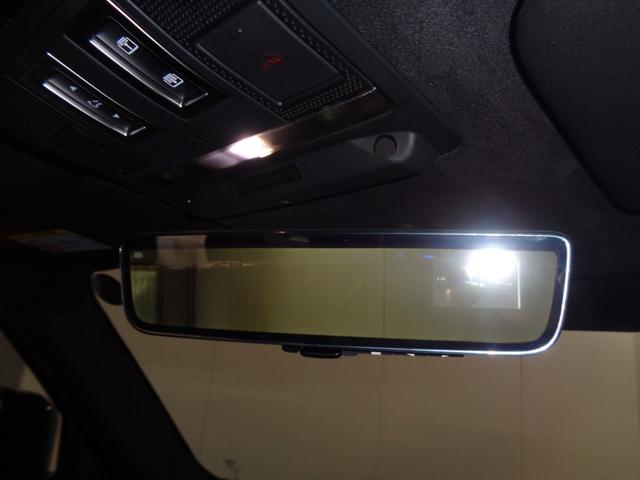 ディフェンダー オクタ　エディションワン　９０台限定車　純正マットプロテクションフイルム　ルーフ社外プロテクションフイルム　２０インチスタイル１０８６ホイール　ブラックコントラストルーフ＆ルーフレール　ゴールドキャリパー　Ｆ．Ｓ．Ｒドラレコ（10枚目）