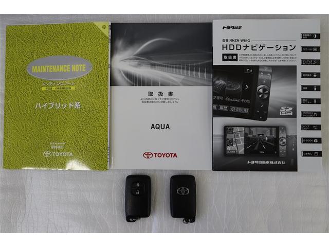 Ｓ　運転席パワーウィンドウ　フルセグテレビ　Ｗエアバック　スマキー　ＤＶＤプレーヤー　ナビＴＶ　オートエアコン　イモビライザー　横滑り防止　Ｂカメラ　キ－レス　ＨＤＤナビ　運転席エアバッグ　ＡＢＳ　ＥＴＣ(31枚目)