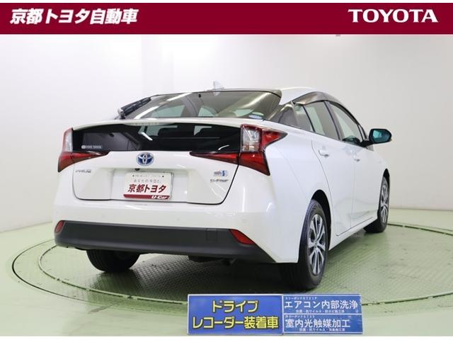 プリウス Ａ　ＰＣＳ　フルセグＴＶ　ＬＥＤランプ　パワーシート　ドライブレコーダー　ＤＶＤ再生可能　４ＷＤ　オートエアコン　ＥＴＣ付　盗難防止システム　ナビ＆ＴＶ　スマートキー　オートクルーズ　デュアルエアバッグ（3枚目）