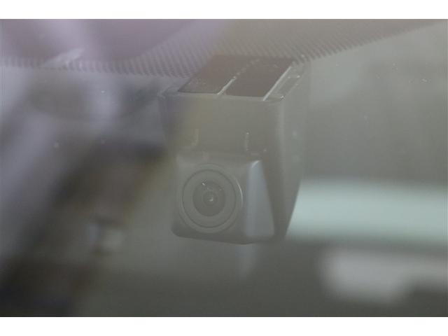 プリウス Ａ　ＰＣＳ　フルセグＴＶ　ＬＥＤランプ　パワーシート　ドライブレコーダー　ＤＶＤ再生可能　４ＷＤ　オートエアコン　ＥＴＣ付　盗難防止システム　ナビ＆ＴＶ　スマートキー　オートクルーズ　デュアルエアバッグ（7枚目）