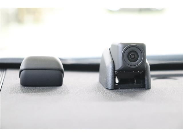 プリウス Ａ　ＰＣＳ　フルセグＴＶ　ＬＥＤランプ　パワーシート　ドライブレコーダー　ＤＶＤ再生可能　４ＷＤ　オートエアコン　ＥＴＣ付　盗難防止システム　ナビ＆ＴＶ　スマートキー　オートクルーズ　デュアルエアバッグ（8枚目）