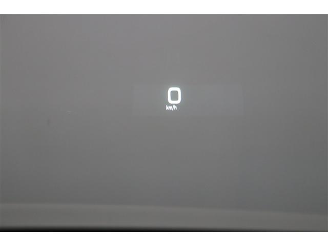 プリウス Ａ　ＰＣＳ　フルセグＴＶ　ＬＥＤランプ　パワーシート　ドライブレコーダー　ＤＶＤ再生可能　４ＷＤ　オートエアコン　ＥＴＣ付　盗難防止システム　ナビ＆ＴＶ　スマートキー　オートクルーズ　デュアルエアバッグ（10枚目）