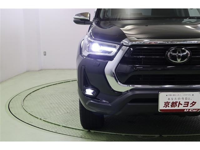 ハイラックス Ｚ　アイドリングＳＴＯＰ　プリクラッシュＳ　キーフリーシステム　運転席助手席エアバック　バックモニタ　パワーウインドウ　ＥＴＣ搭載　定期点検記録簿　ナビ＆ＴＶ　スマートキー＆プッシュスタート　セキュリティ（9枚目）