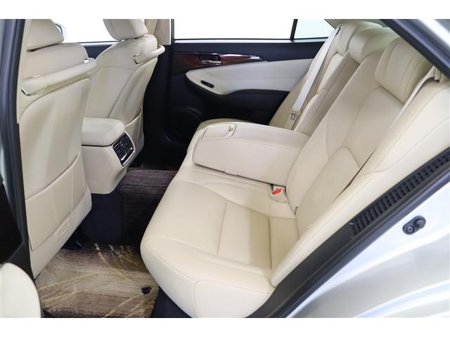 クラウンハイブリッド ロイヤルサルーン　本革　フルセグテレビ　Ｂカメラ　ＤＶＤ再生機能　盗難防止システム　スマキー　オートクルーズコントロール　電動パワーシート　ＥＳＣ　ＥＴＣ付き　アルミホイール　カーテンエアバッグ　エアコン　ＰＷ　ＡＢＳ（33枚目）