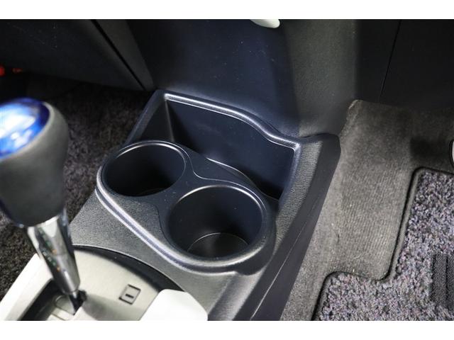 アクア Ｓ　キーレスエントリ　フルセグ地デジ　ナビ＆ＴＶ　オートエアコン　デュアルエアバック　ＥＳＣ　Ｂカメラ　パワーウィンドウ　ＥＴＣ　ＤＶＤ再生可能　ＳＲＳ　パワーステアリング　ＡＢＳ　メモリーナビ　記録簿付（17枚目）