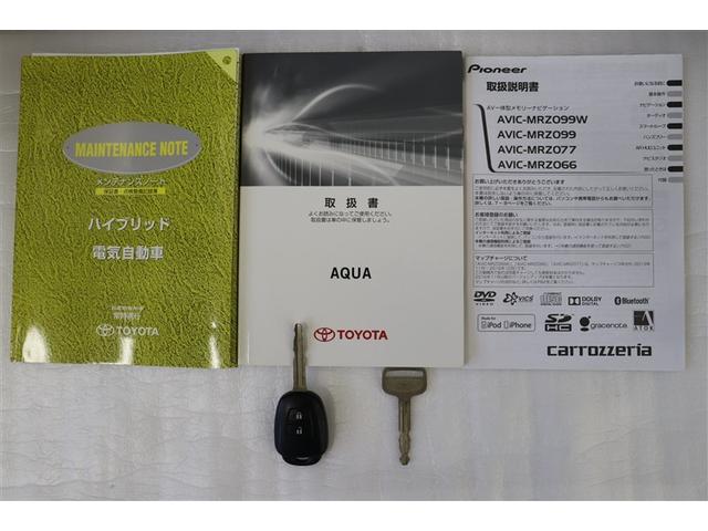 アクア Ｓ　キーレスエントリ　フルセグ地デジ　ナビ＆ＴＶ　オートエアコン　デュアルエアバック　ＥＳＣ　Ｂカメラ　パワーウィンドウ　ＥＴＣ　ＤＶＤ再生可能　ＳＲＳ　パワーステアリング　ＡＢＳ　メモリーナビ　記録簿付（38枚目）