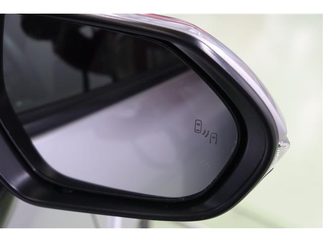 �a�r�l�𑕔��B����ɁA��ގ��ԗ����m�x��y�q�b�s�`�z�𓋍ڂ��Ă��܂��B�o�b�N�ŏo�ɂ���ۂɍ��E����ڋ߂���ԗ������m���A�~���[�̃C���W�P�[�^�[�̓_�łƌx�񉹂Ōx�����Ĉ��S�m�F���T�|�[�g���Ă���܂��B