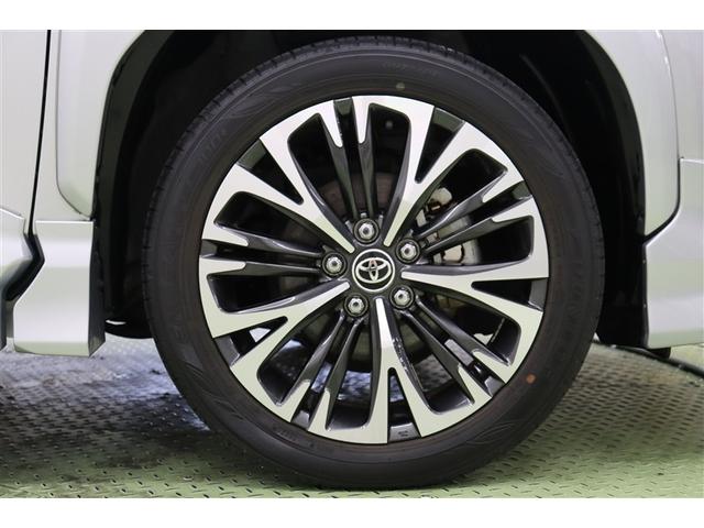 ���Ԃ̂悤�ɉ؂₩�ȃf�U�C���̏����A���~�z�C�[���𑕒����Ă��܂��B�������������߂Ă���A�������肵��������y���߂܂���B