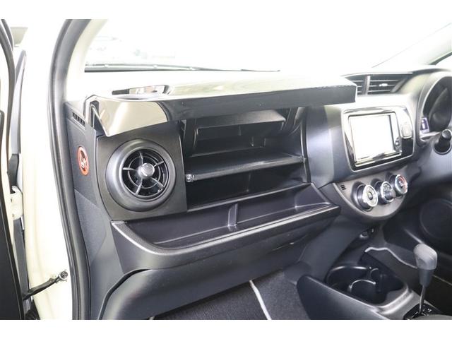 �C���e���A�̂悤�Ɍ����āA���͎��[�B����ȃA�b�p�[�{�b�N�X�͒����Ɏd�؂肪����̂Ő������Ď��[�o���Ďg���₷���ł���B�X�}�z����P�̃T�b�Ǝ��o���������̂�u���̂ɕ֗��ȃg���C�������Ă��܂��B