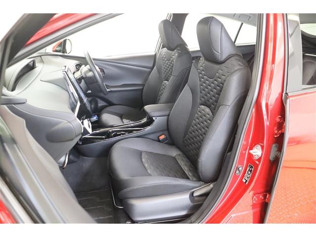 �̂��ݍ��ނ悤�ȗ��̓I�ȃV�[�g�͒ʋC�����ǂ�����ɂ������P�b�g�ł��B�^�]�ȂƏ���Ȃɂ͊��������Ɋ������V�[�g�q�[�^�[�𑕔����Ă��܂��B�͂₭�g�܂�A������Ɛg�̂����߂Ă����̂ŉ��K�ł��B