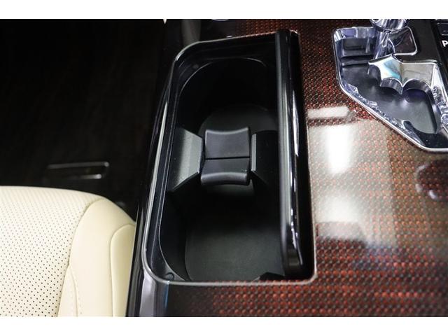 �Z���^�[�R���\�[���ɂ̓h�����N�z���_�[������Ă��܂��B�g��Ȃ����̓t�^�����Ă����Κ������܂�ɂ����ł����A�����ڂ��X�b�L���Ƃ��܂��B