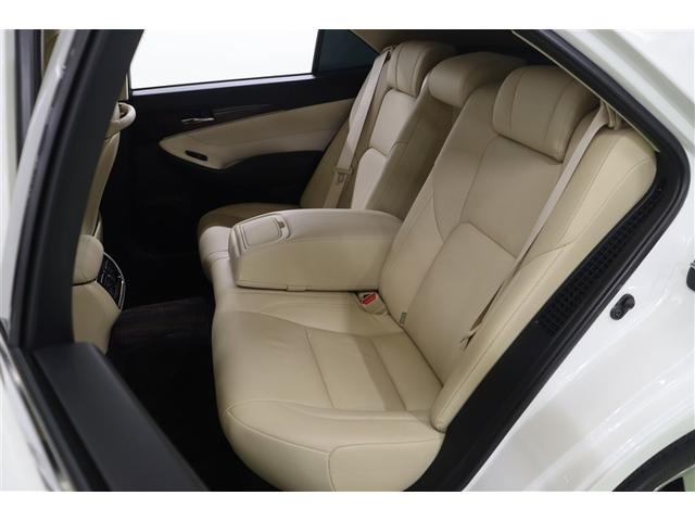 ������w�b�h�N���A�����X�ɗ]�T������A�L�X�Ƃ����㕔���Ȃł��B���ʂ��[���g�̂������ۂ�Ǝ��܂�p�������肷��̂Ŕ��ɂ����ł���B�@�A�[�����X�g�ɂ̓h�����N�z���_�[�𑕔����Ă��܂��B