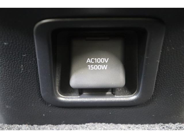 �P�O�O�u�E�P�T�O�O�v�d���𑕔��B�o�b���̓d�C���i�ɑΉ����A���s���ɂ��g�p�ł��܂��B�A�E�g�h�A�ł����􂵂܂����A��d�Ȃǂ̔�펞�ɂ͓d���Ƃ��Ă��g����֗��ȑ����ł��B���Q�[�W�X�y�[�X�ɂ��������Ă��܂��B