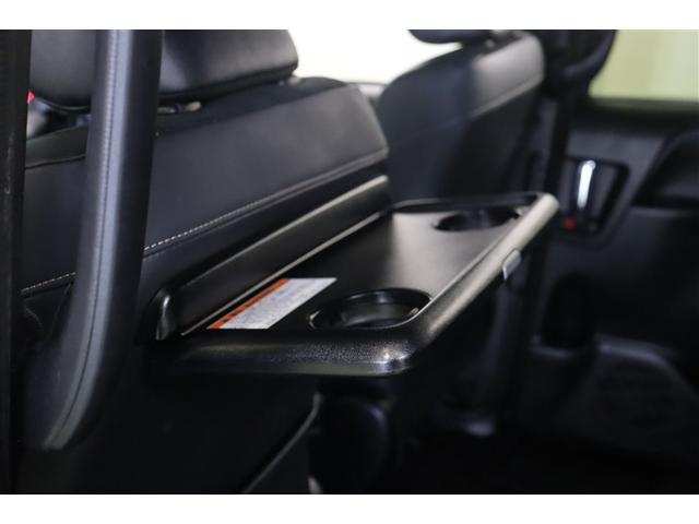 ヴォクシー ＺＳ　煌ＩＩＩ　バックガイドモニタ　両側Ｐドア　ＡＷ　記録簿有　メディアプレイヤー接続　ＬＥＤライト　Ａストップ　リアオートエアコン　イモビ　スマートキープッシュスタート　ＤＶＤ再生可　フルフラット　ＥＴＣ装備（32枚目）