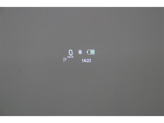 �w�b�h�A�b�v�f�B�X�v���C�i�g�t�c�j�ł��B�^�]�ɕK�v�ȏ����t�����g�K���X�̎�����ɓ��e���邱�ƂŎ������O�����m�F�ł��܂��B�����ړ���œ_���߂����Ȃ��čςނ̂ň��S���̌���ɍv�����܂��B