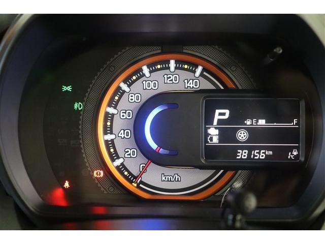 �X�e�A�����O�z���Ɋm�F���₷���P�Ⴡ�[�^�[�ł��B�t���p�l�����g�ݍ��܂�A������񂪏u���ɔc���ł���@�\�I�ȃf�U�C���ł��B