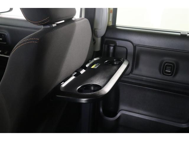 �㕔���ȗp�Ƀh�����N�z���_�[�t�V�[�g�o�b�N�e�[�u���𑕔����Ă��܂��B�ԓ��Ń����`�₨�َq���u���ꏊ�ɍ���܂���B