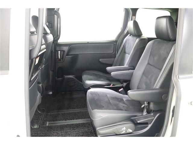 ヴォクシー ＺＳ　煌ＩＩＩ　バックガイドモニタ　両側Ｐドア　ＡＷ　記録簿有　ＬＥＤライト　Ａストップ　リアオートエアコン　イモビ　スマートキープッシュスタート　ＤＶＤ再生可　フルフラット　ＥＴＣ装備　キーレス　オートエアコン（30枚目）