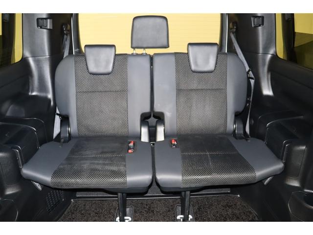 ヴォクシー ＺＳ　煌ＩＩＩ　バックガイドモニタ　両側Ｐドア　ＡＷ　記録簿有　ＬＥＤライト　Ａストップ　リアオートエアコン　イモビ　スマートキープッシュスタート　ＤＶＤ再生可　フルフラット　ＥＴＣ装備　キーレス　オートエアコン（34枚目）