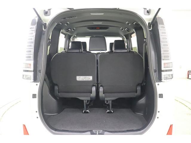 ヴォクシー ＺＳ　煌ＩＩＩ　バックガイドモニタ　両側Ｐドア　ＡＷ　記録簿有　ＬＥＤライト　Ａストップ　リアオートエアコン　イモビ　スマートキープッシュスタート　ＤＶＤ再生可　フルフラット　ＥＴＣ装備　キーレス　オートエアコン（35枚目）